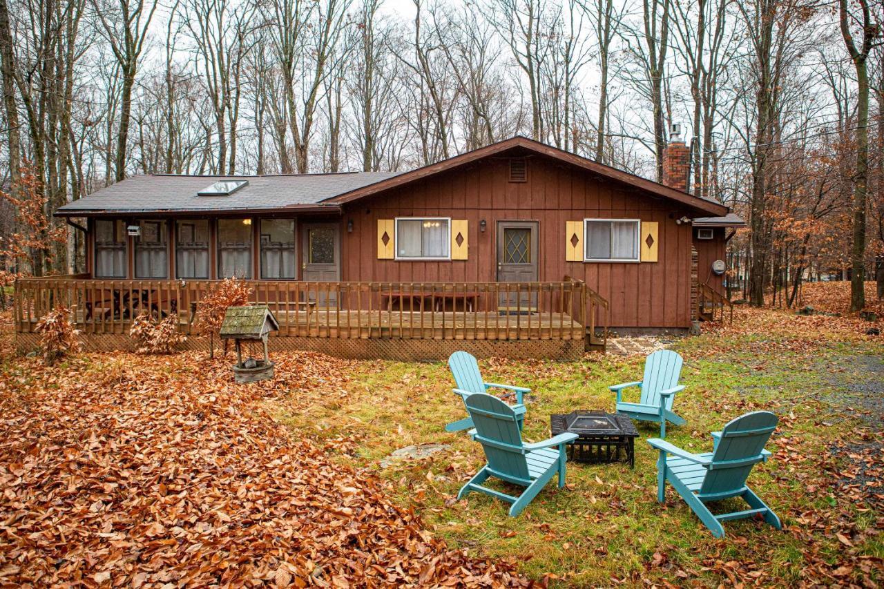 Cozy Poconos Ranch Home With Pool Access, Near Lake! Gouldsboro Exterior photo